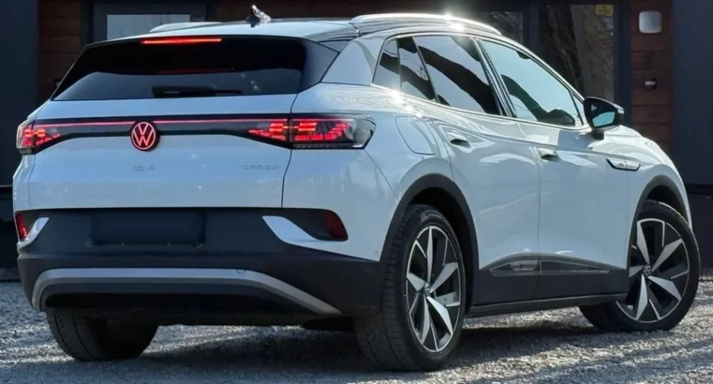 Зовнішній вигляд ID.4 ззаду