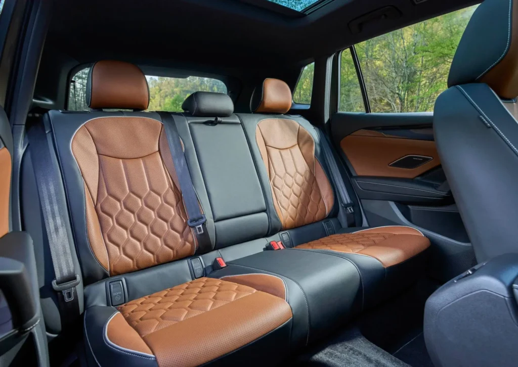 zadni sydinnia volkswagen tiguan - Огляд нового Volkswagen Tiguan: практичний і стильний кросовер zadni sydinnia volkswagen tiguan